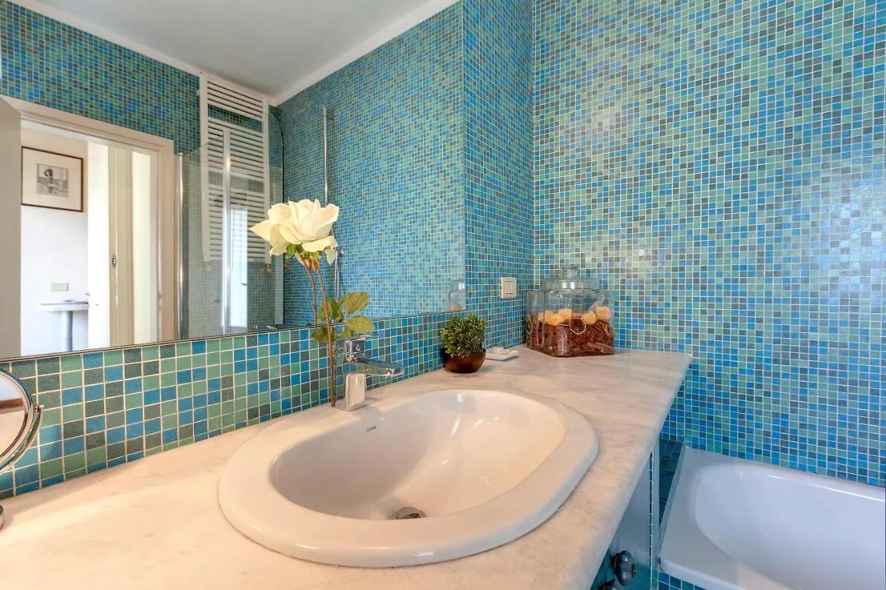 Casper Apartment By Mamo Firenze