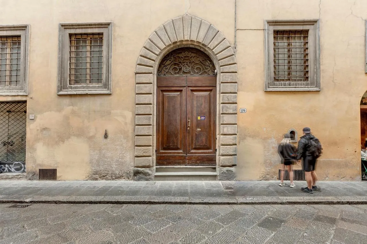 Casper Apartment By Mamo Firenze